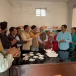 कांग्रेस कार्यकर्ताओं ने भगवान बद्रीविशाल से श्री मोहन सिंह खत्री की स्वस्थ एवं दीर्घ आयु की कामना की